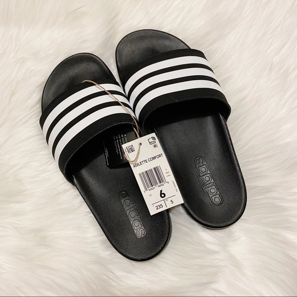 Adidas • Adilette Comfort Slides - Picture 6 of 10
